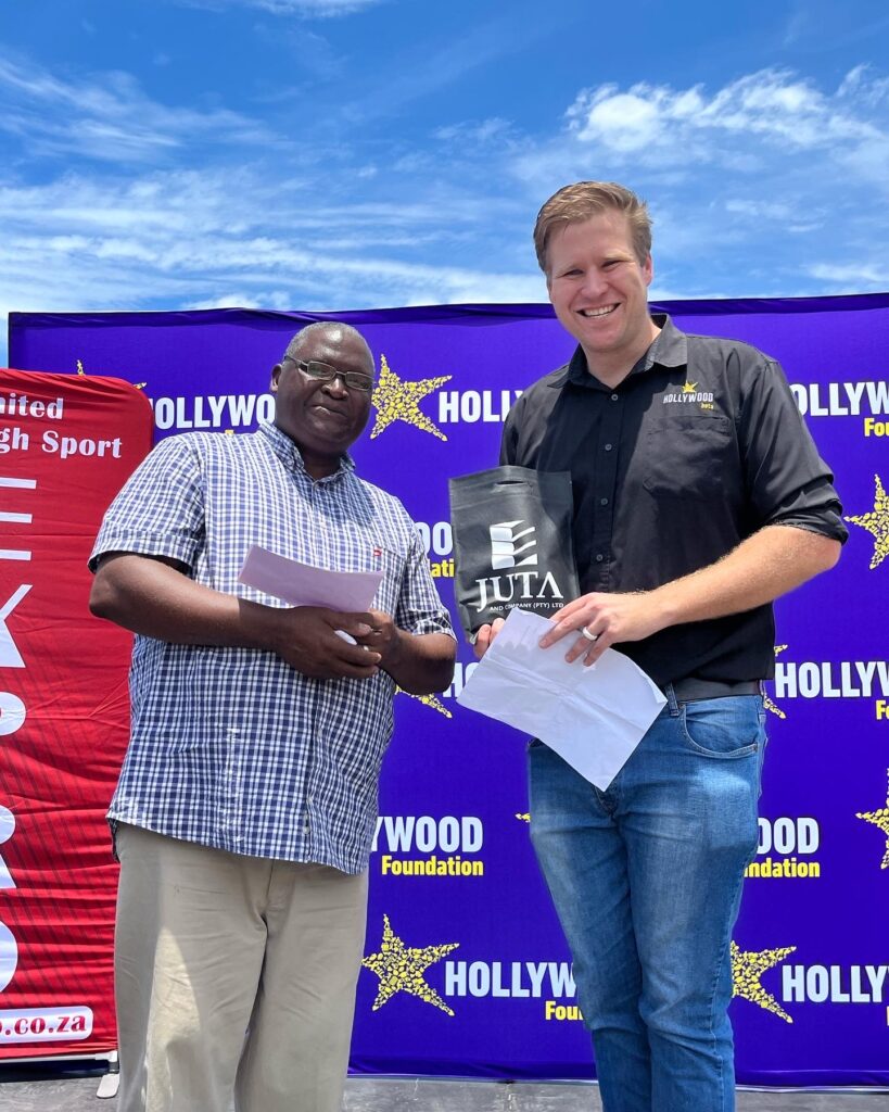 hollywoodfoundation-1. Bishop Sibisi and Devin HefferHollywood Foundation joins forces with Expro and Rotary Club for the Toys for Joy handoverHollywoodbets iBranch MASTER