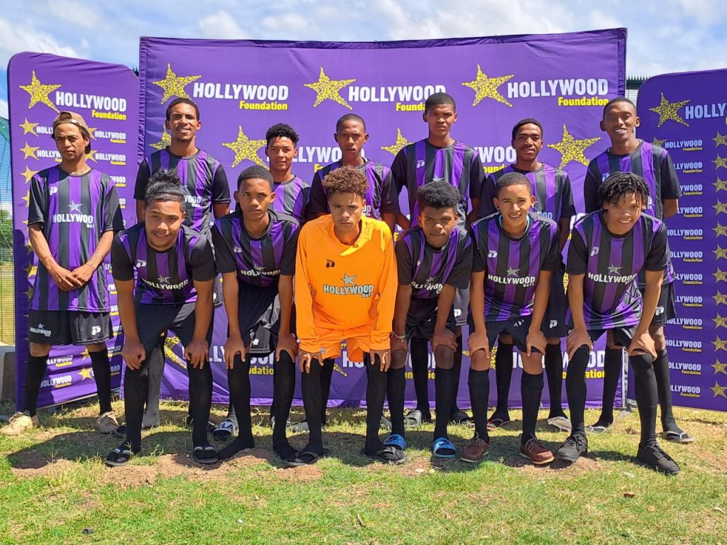 hollywoodfoundation-1. Players from Kalitz Style Football Club with the contributionSoccer sponsorship for Kalitz Style Football ClubHollywoodbets iBranch MASTER