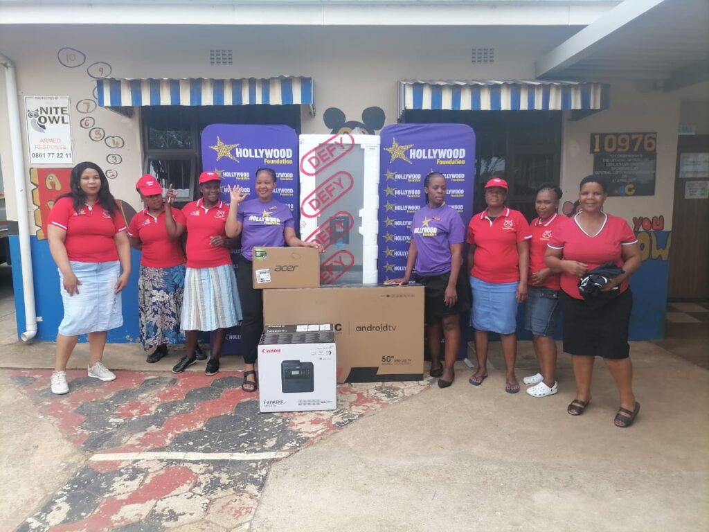 hollywoodfoundation-1. Representatives from Hollywood Foundation and uMhlathuze Creche with the contributionuMhlathuze Creche receives Corporate Social Investment (CSI) supportHollywoodbets iBranch MASTER
