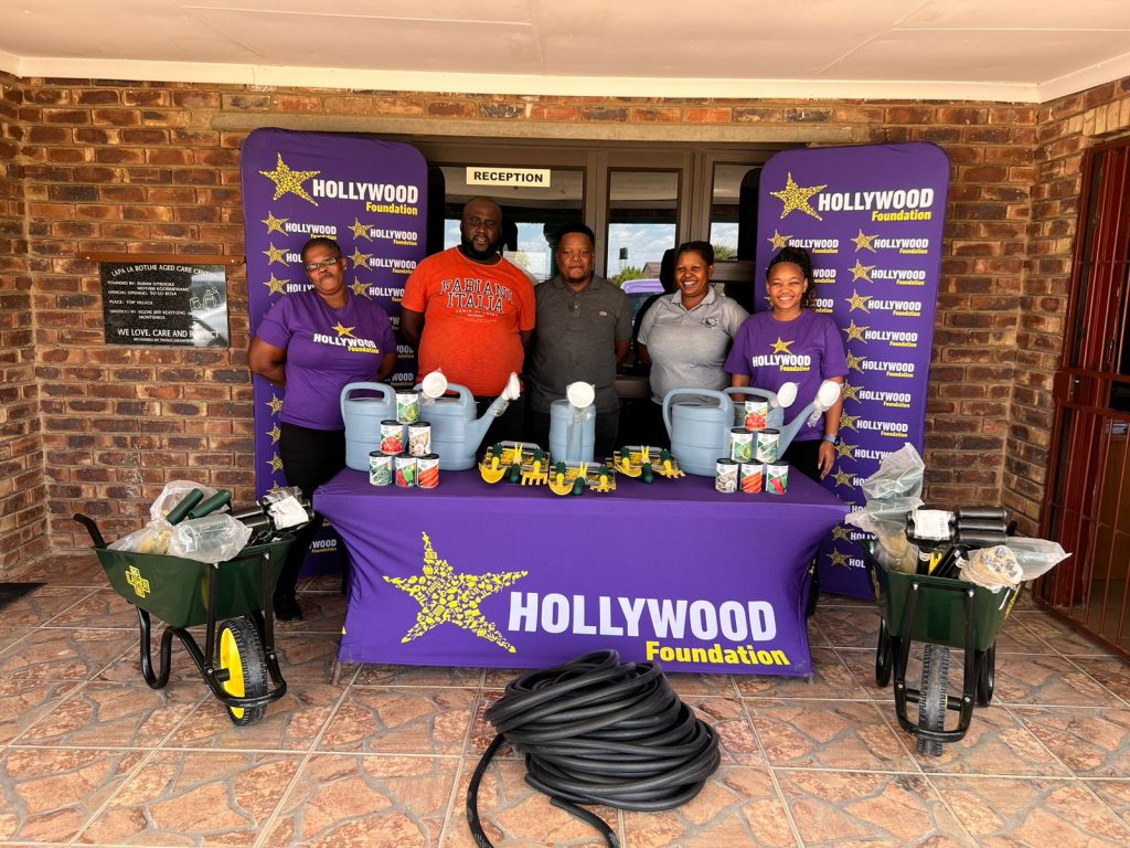 hollywoodfoundation-2. Representatives from Hollywood Foundation and Lapa La Bothle Aged Care Centre with the contributionLapa La Bothle Aged Care Centre welcomes Corporate Social Investment (CSI) support from the Hollywood FoundationHollywoodbets iBranch MASTER