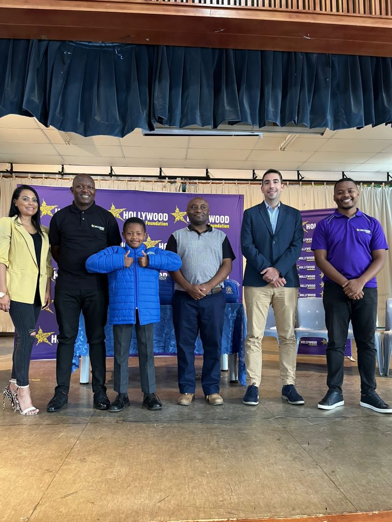 hollywoodfoundation-2. Representatives from Hope School LaLiga and the Hollywood Foundation with the contributionHope School receives hope through the Back to School campaignHollywoodbets iBranch MASTER