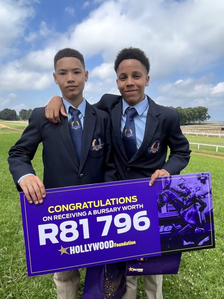 hollywoodfoundation-3. Apprentices from the South African Jockey AcademyHollywood Foundation awards bursaries to three learners at the South African Jockey Academy Awards (SAJA) 2022Bursary Recipients