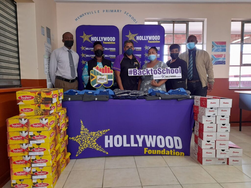 hollywoodfoundation-7407a3d0 b26a 4ca9 ab80 44c6a77b1f18Henryville Primary School is empowered through Back to School campaign2021/22 Handovers