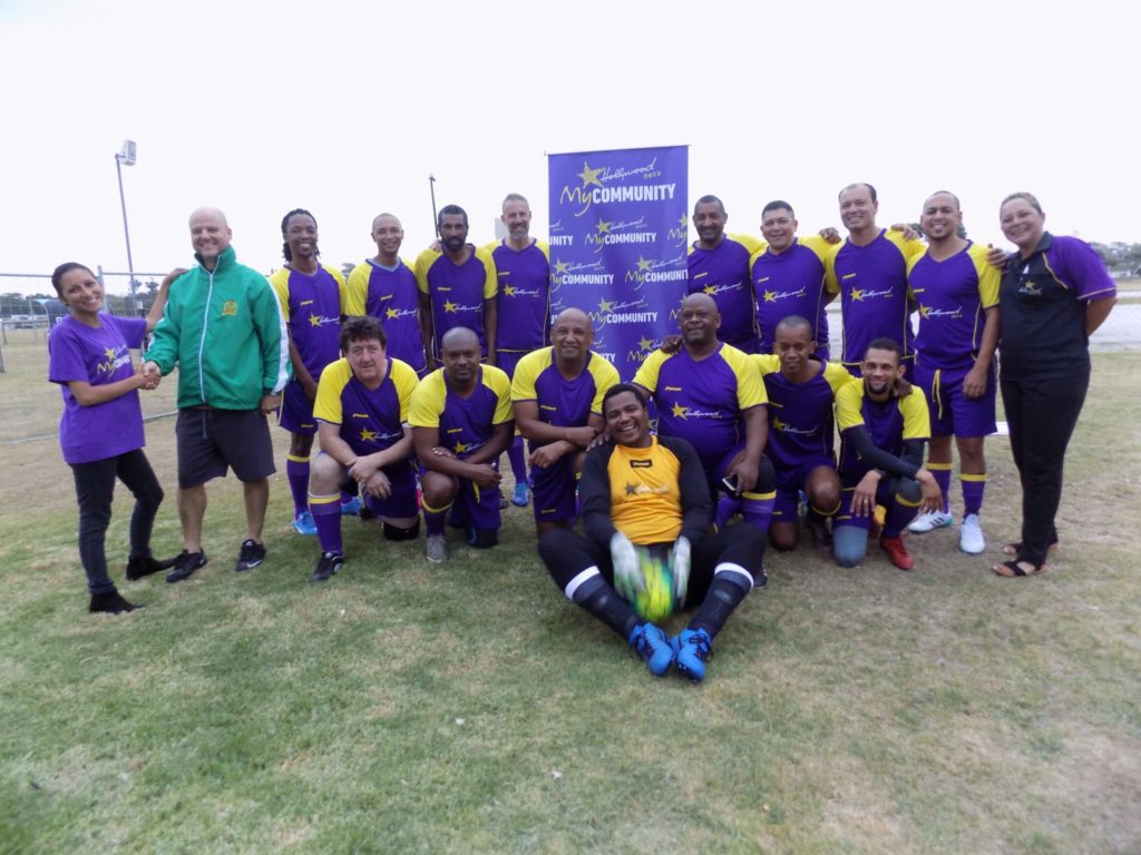 Hollywoodbets Sgt Peppers supports West Park FC