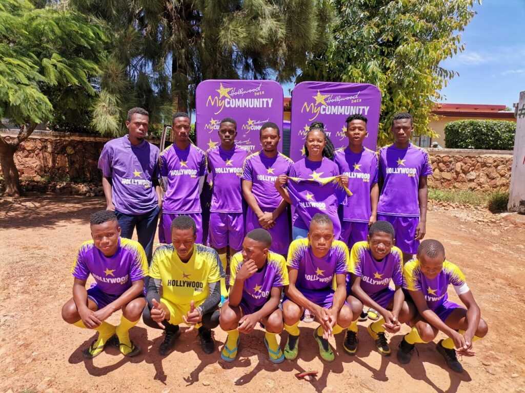 hollywoodfoundation-IMG-20220215-WA0010Naturena FC is grateful for their new soccer  kit sponsored by the Hollywood Foundation.2021/22 Handovers