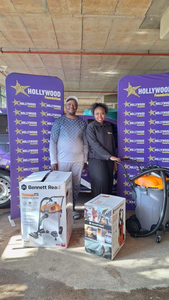 hollywoodfoundation-Carwash1Spotless Mobile Car Care Receives a Boost from Hollywood Foundation’s ESD ProgrammeHollywoodbets iBranch MASTER