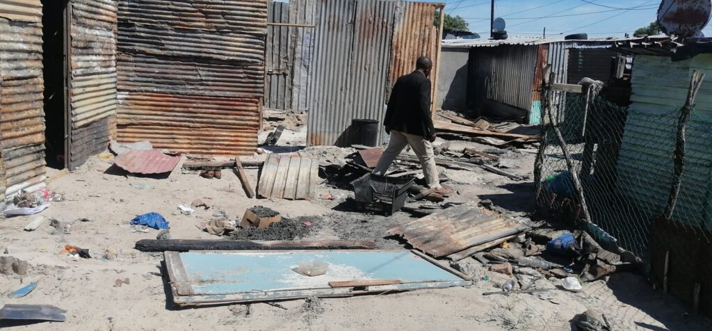 victims of a fire in Khayelitsha ruins_1